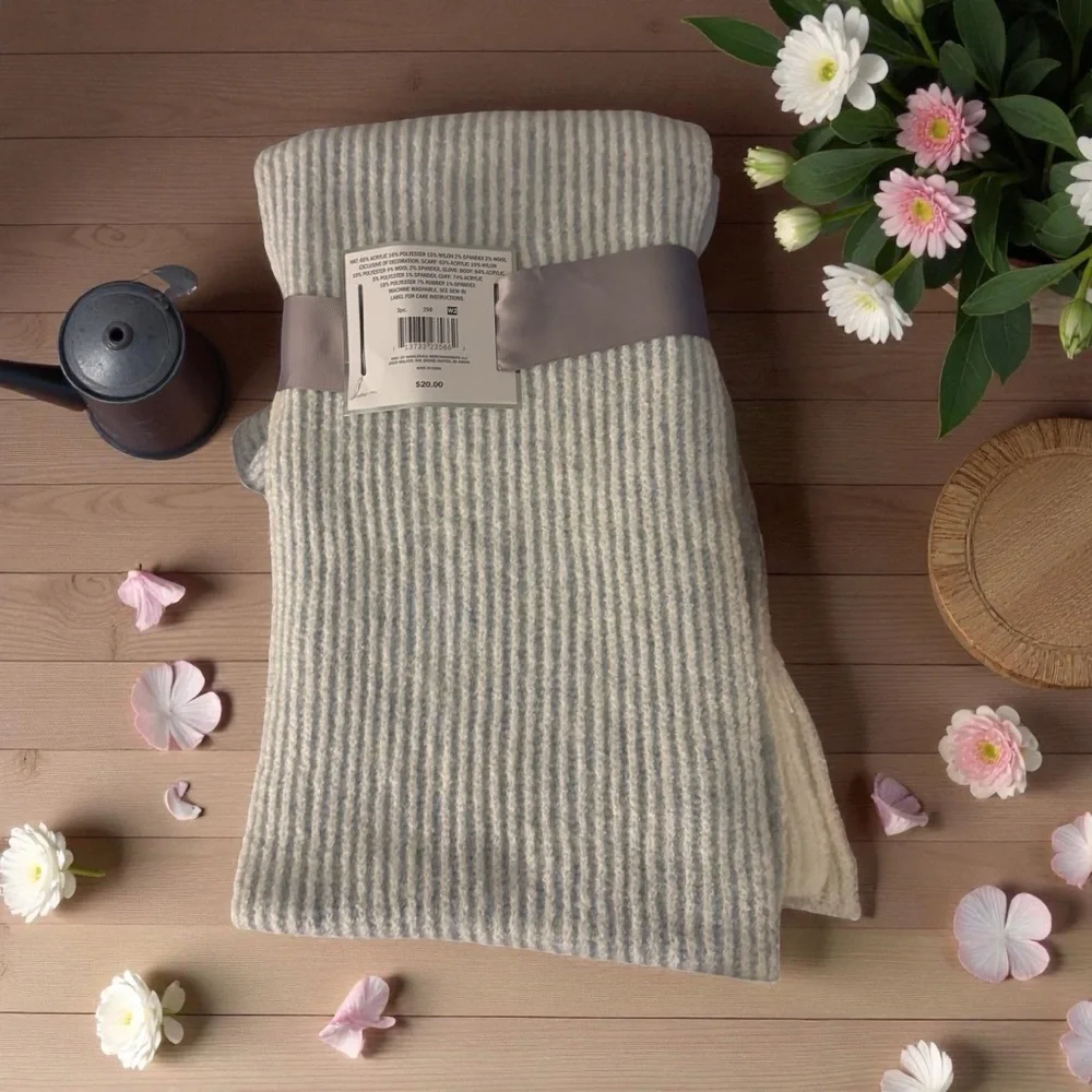 Falls Creek Cream and Gray Accessory Trio! NWT! - Picture 2 of 2